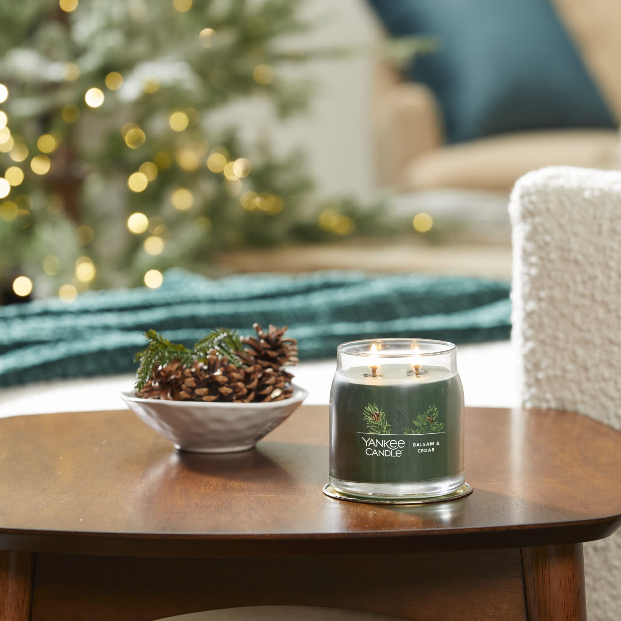 Yankee Candle bougie en situation salon créant une atmosphère festive