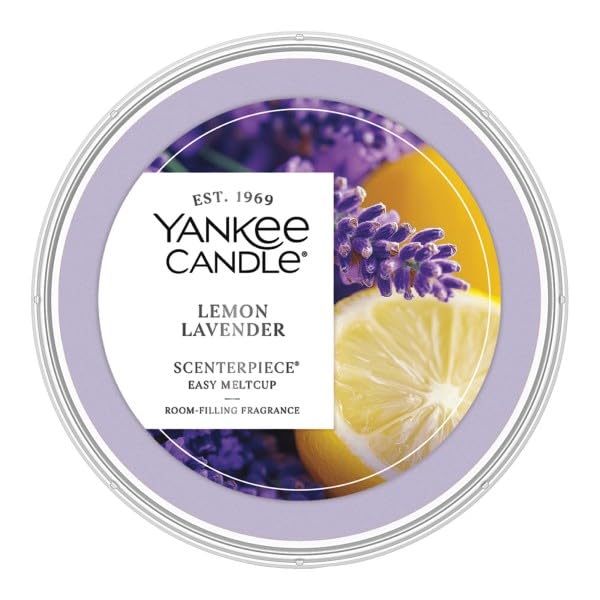 Yankee Candle cup insérée dans un warmer illustrant diffusion rapide et sans flamme