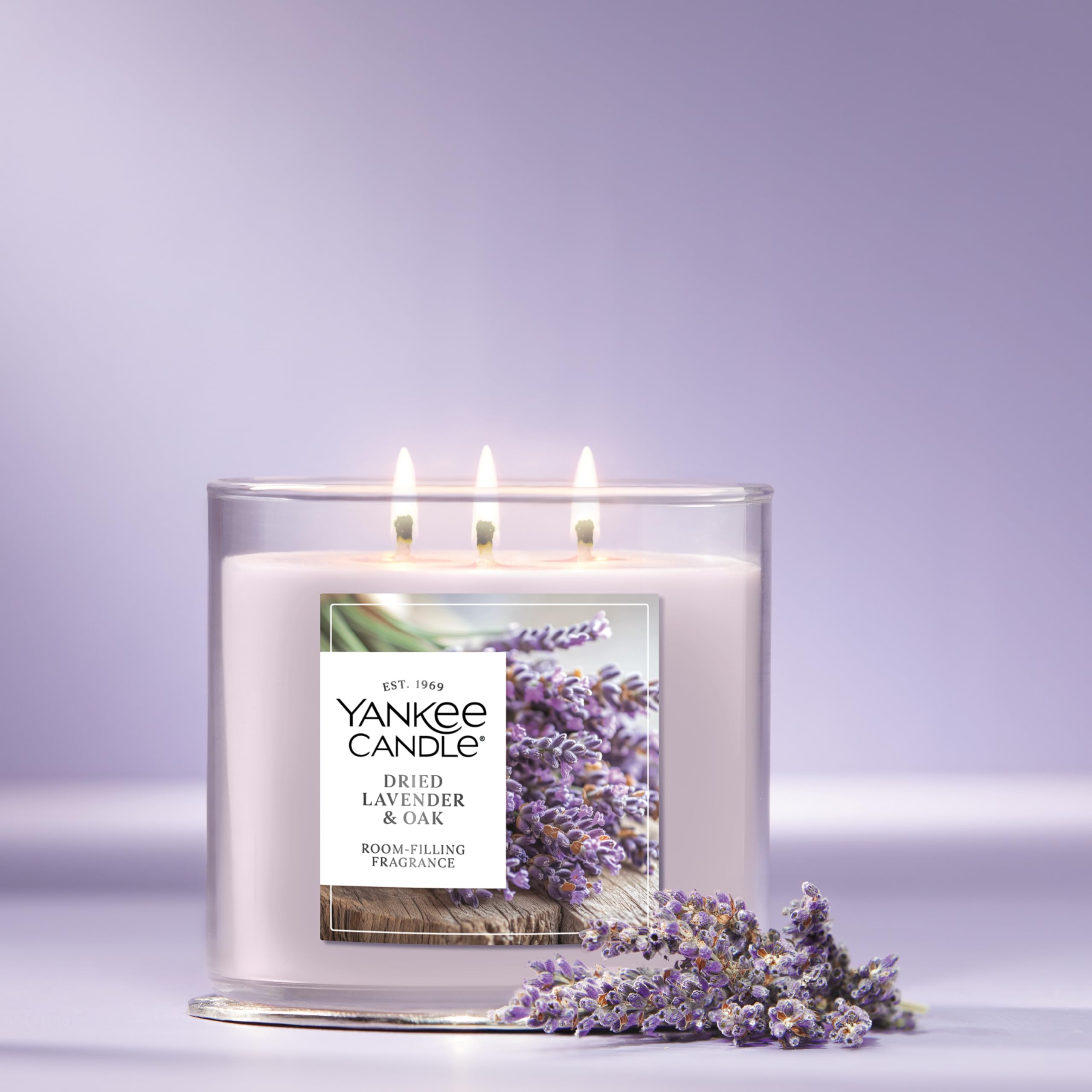 Yankee Candle gros plan de la cire végétale offrant combustion propre
