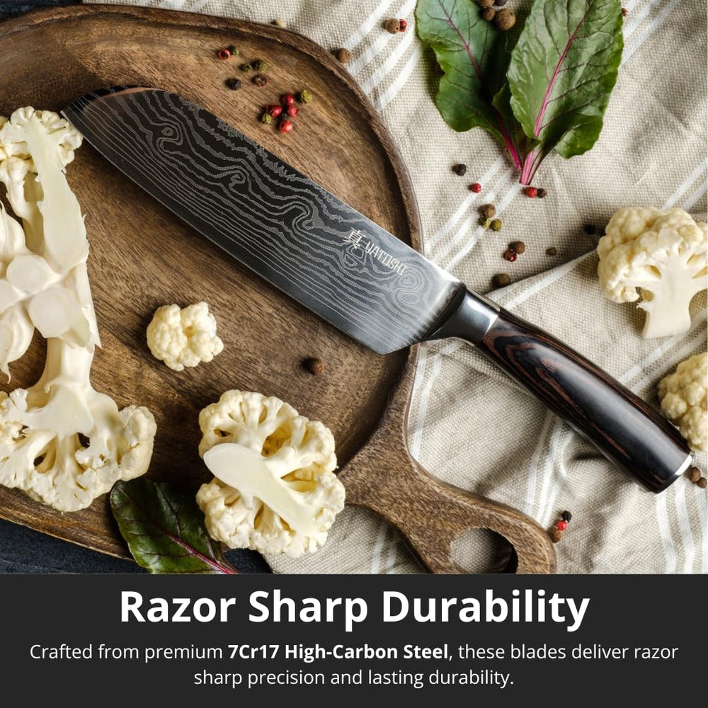 Yatoshi Knives bloc en acacia avec couteaux insérés assurant rangement sûr et stable