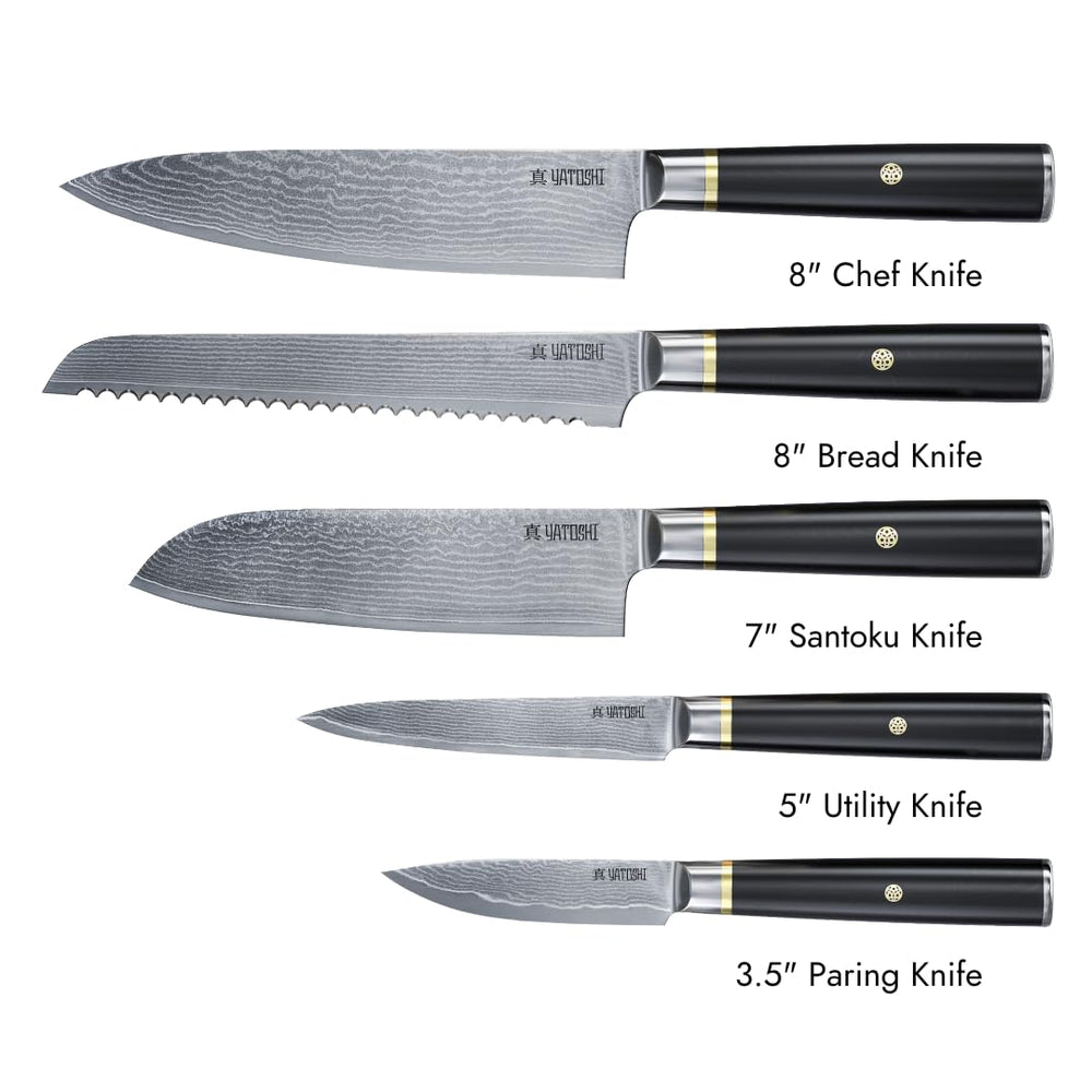 Yatoshi Knives couteau en usage découpant légumes pour préparation rapide