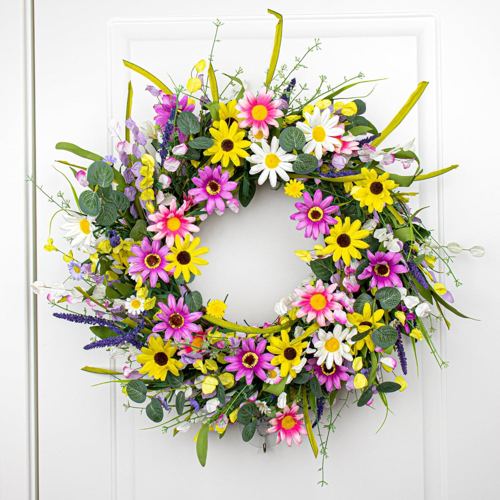 Yawwind couronne gros plan sur mélange floral, montre couleurs vibrantes