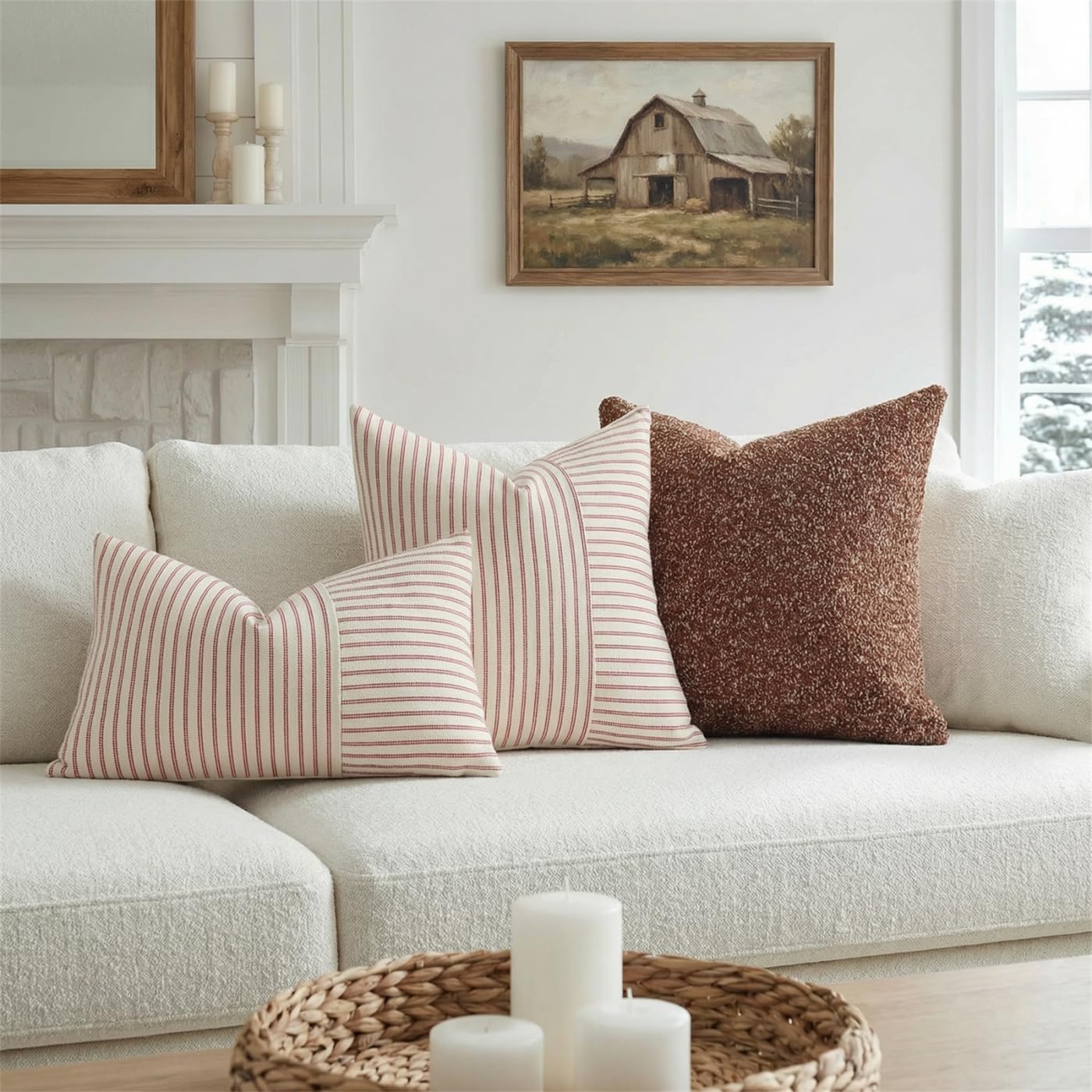 YCOLL housses sur canapé décoré, apportent confort et ambiance Noël