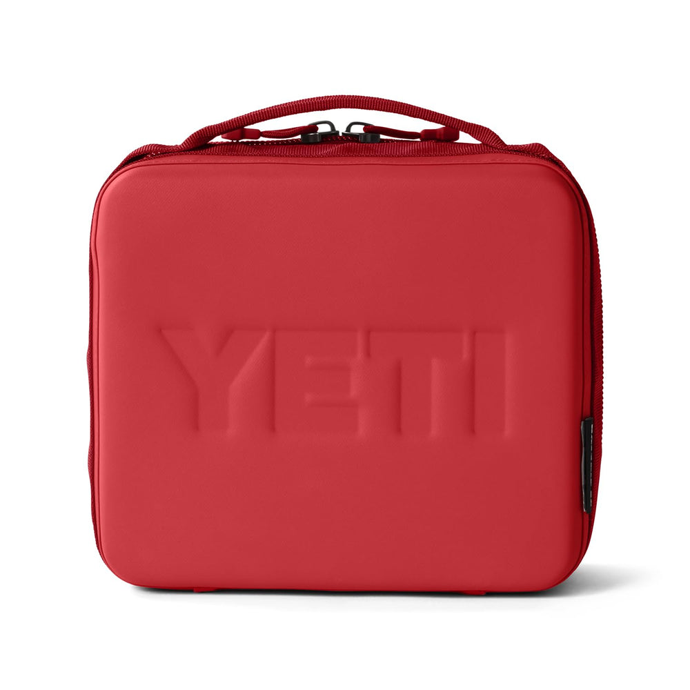 YETI Daytrip 3L tenue à la poignée montrant sa portabilité et praticité quotidienne
