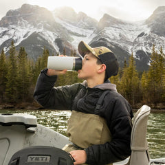 YETI Rambler vue intérieure montrant isolation sous vide et maintien température