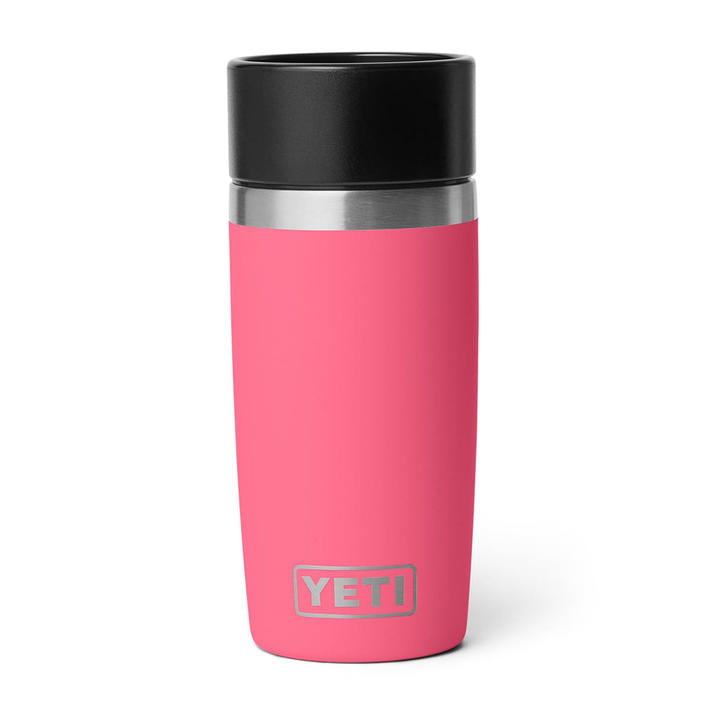 YETI Rambler posé dans porte-gobelet voiture maintien sûr