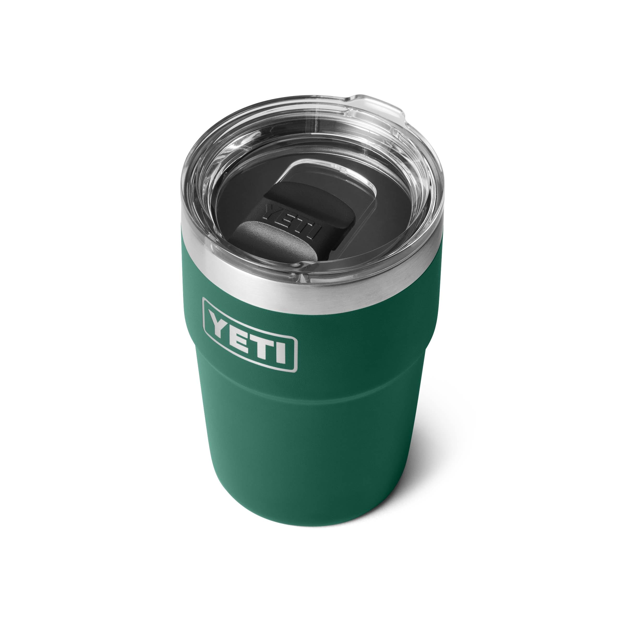 YETI Rambler couvercle MagSlider en gros plan facilité d'accès et anti-éclaboussures