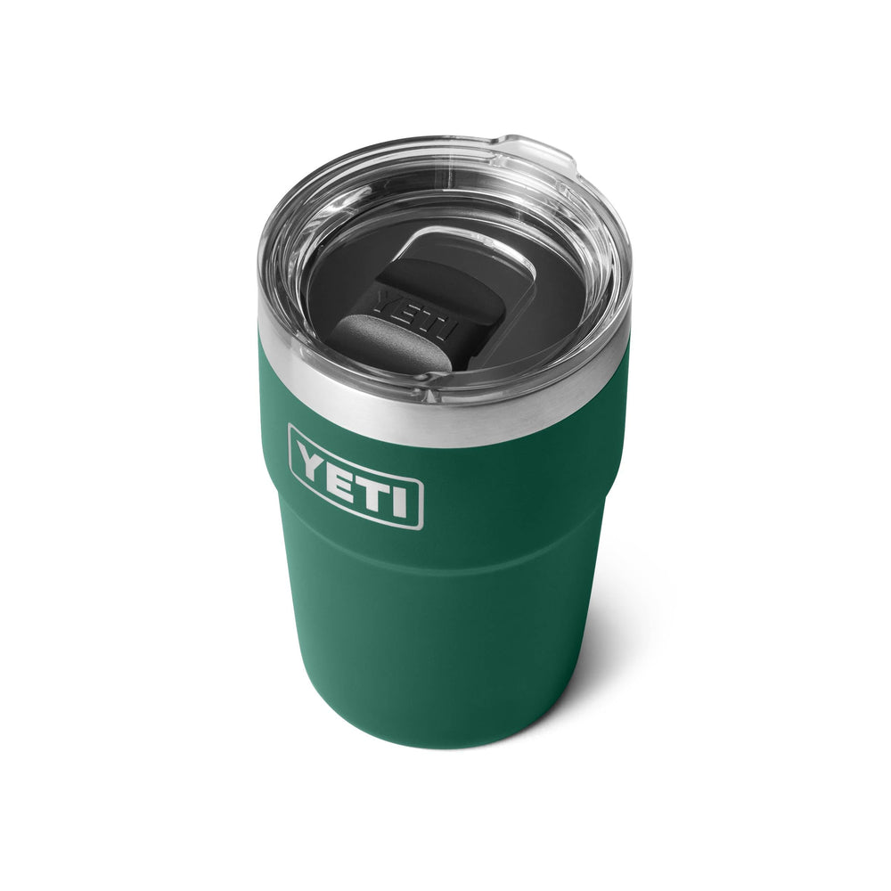 YETI Rambler couvercle MagSlider en gros plan facilité d'accès et anti-éclaboussures