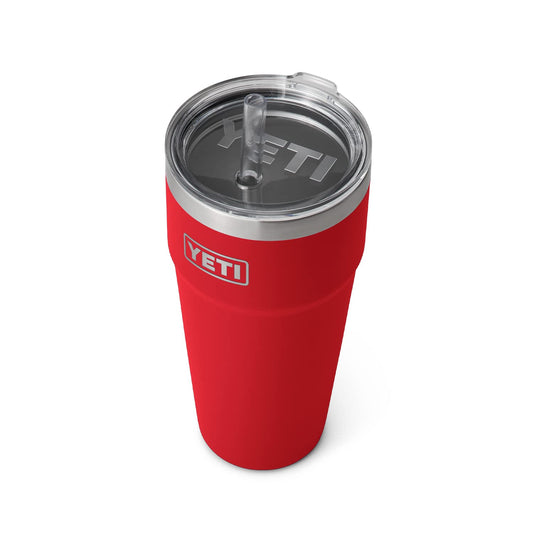YETI Rambler 26 oz recto Rescue Red montrant la silhouette durable et l’étiquette visible