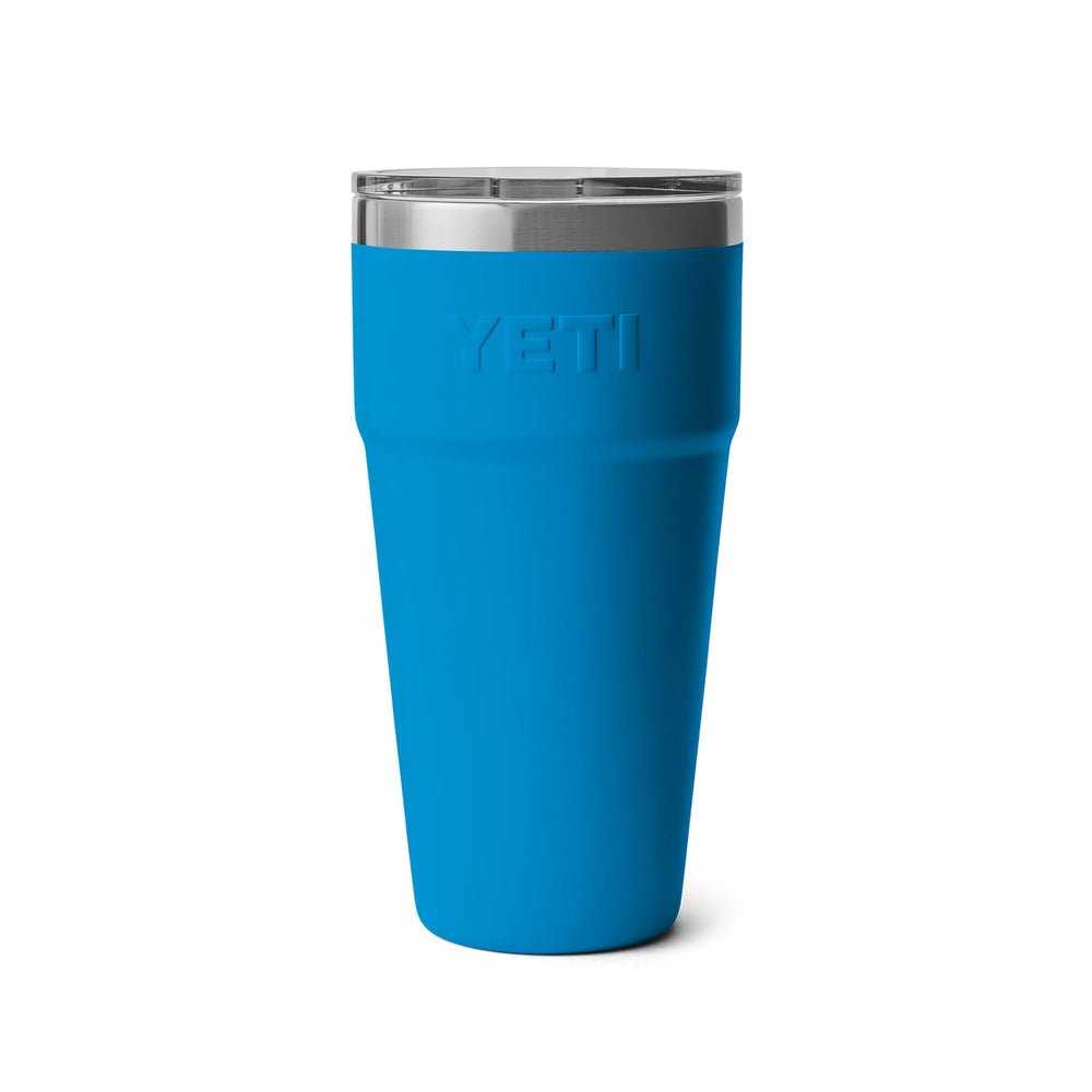 YETI Rambler installé dans porte-gobelet de voiture pour transport sûr