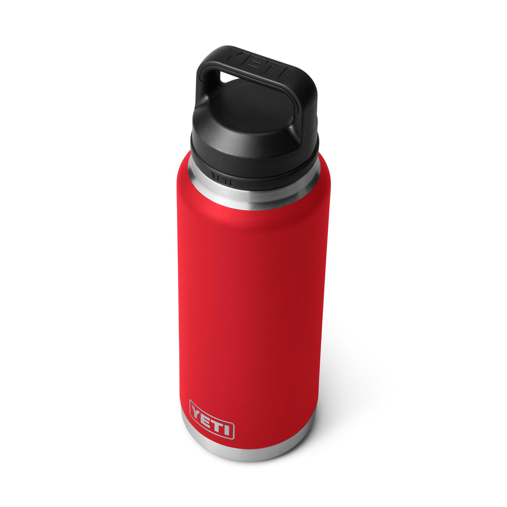 YETI Rambler dans sac à dos outdoor montrant praticité et visibilité