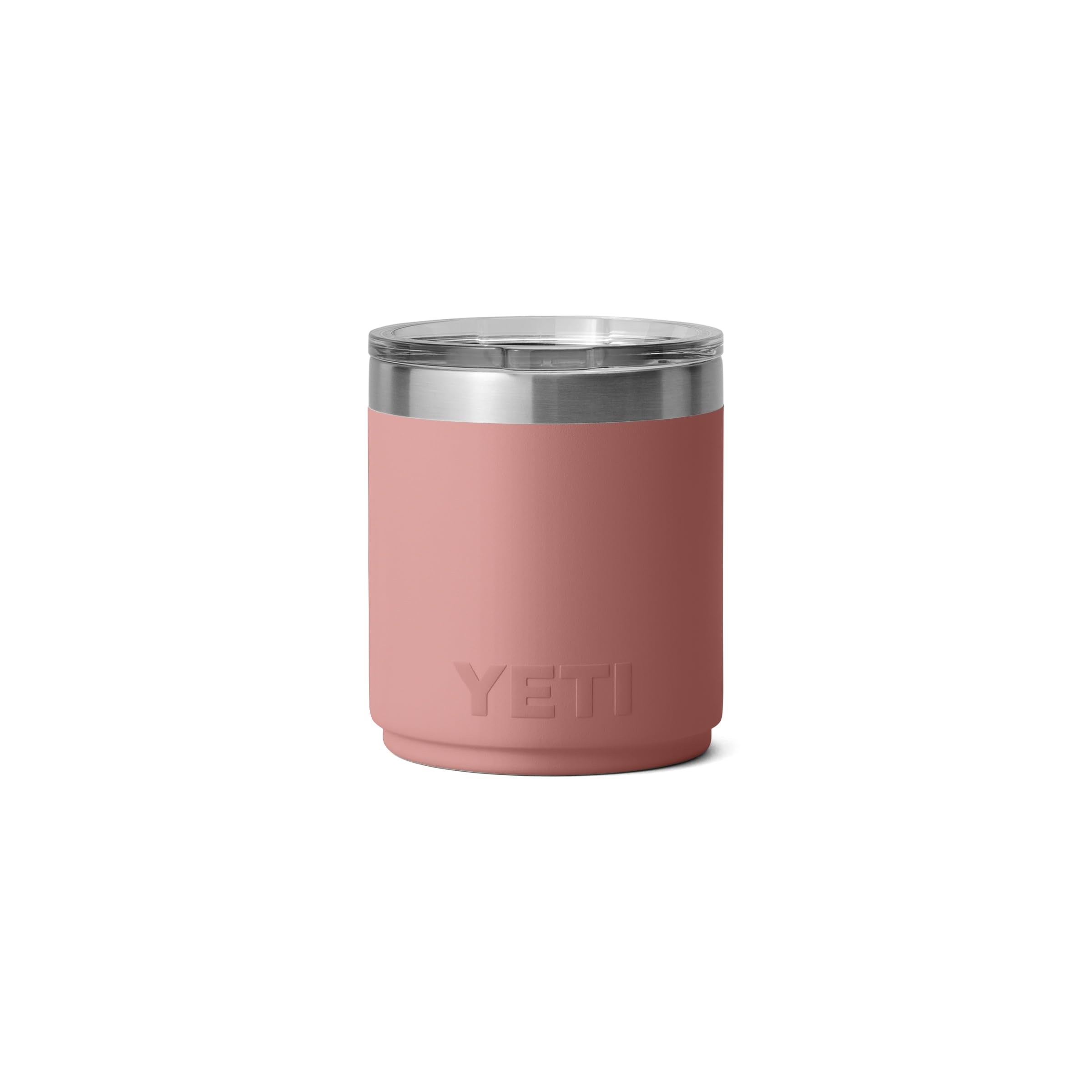 YETI Rambler tenu à la main illustrant confort de préhension et portabilité