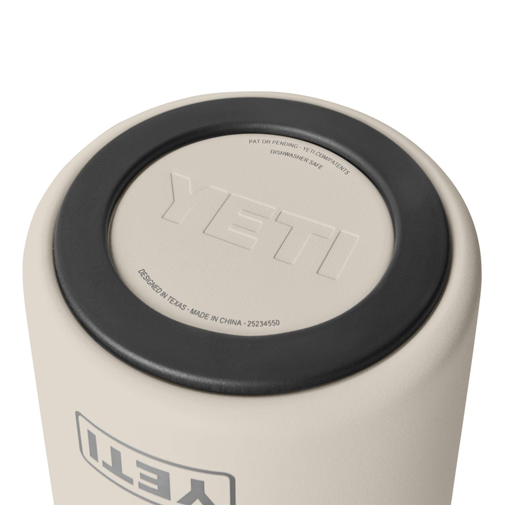 YETI Rambler Wine Chiller comparaison d'échelle avec main montre dimensions adaptées