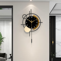 YIJIDECOR horloge murale face montrant design géométrique et impact visuel