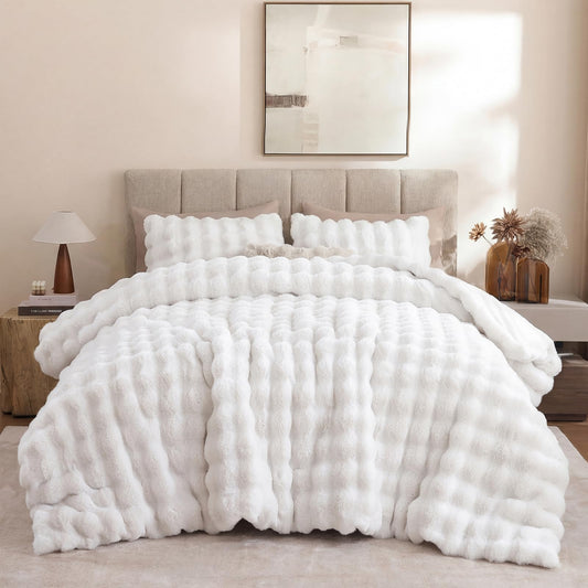 YIKUSH couette face avant montrant l’allure luxueuse et le gonflant
