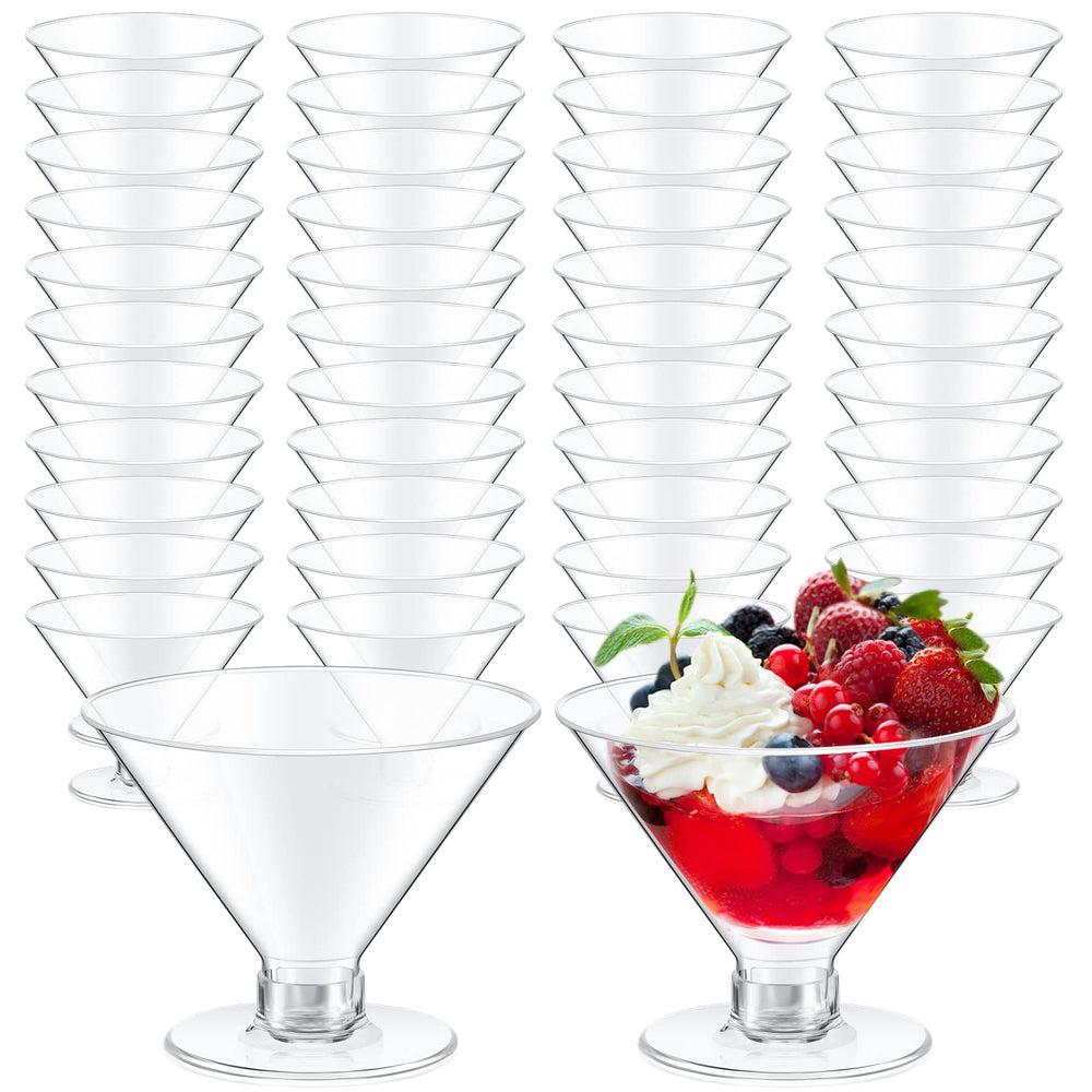 Yinkin verre martini face montrant présentation claire et élégante