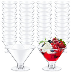 Yinkin verre martini face montrant présentation claire et élégante