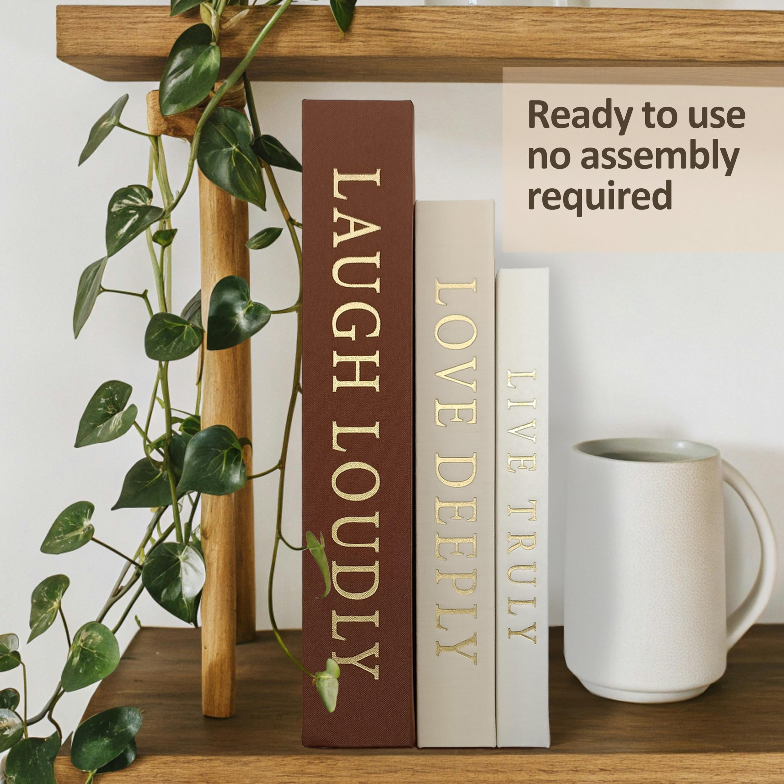 YKANYN livre ouvert montrant rangement, cache objets pratique