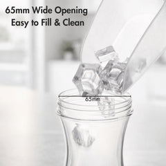 YOUEON carafe en usage lors d’un pique-nique pour servir jus et boissons froides