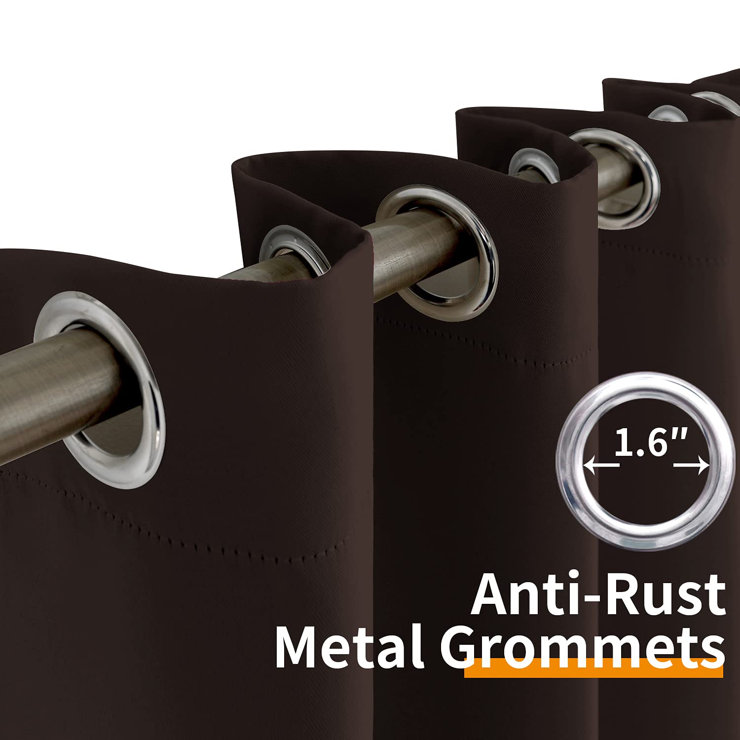 YoungsTex rideau à côté d'un canapé pour comparaison d'échelle et couverture fenêtre