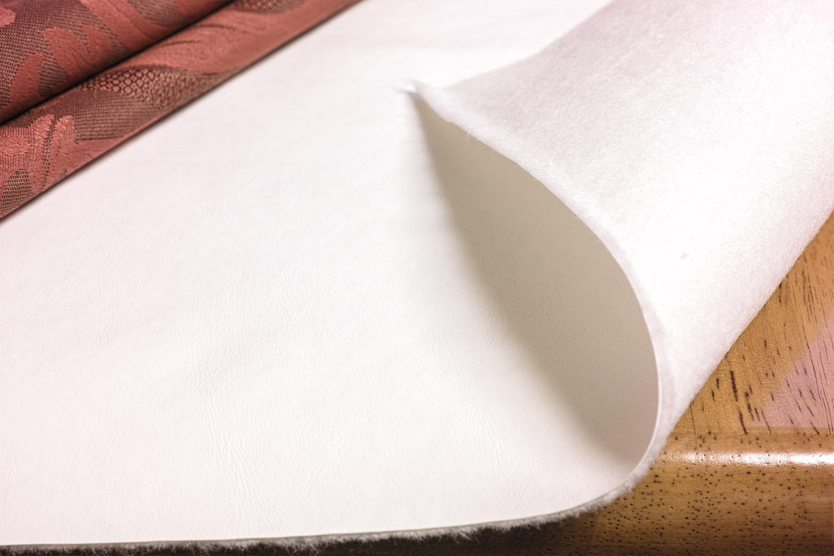 yourtablecloth vue du protège-table blanc sur table, protection complète et esthétique