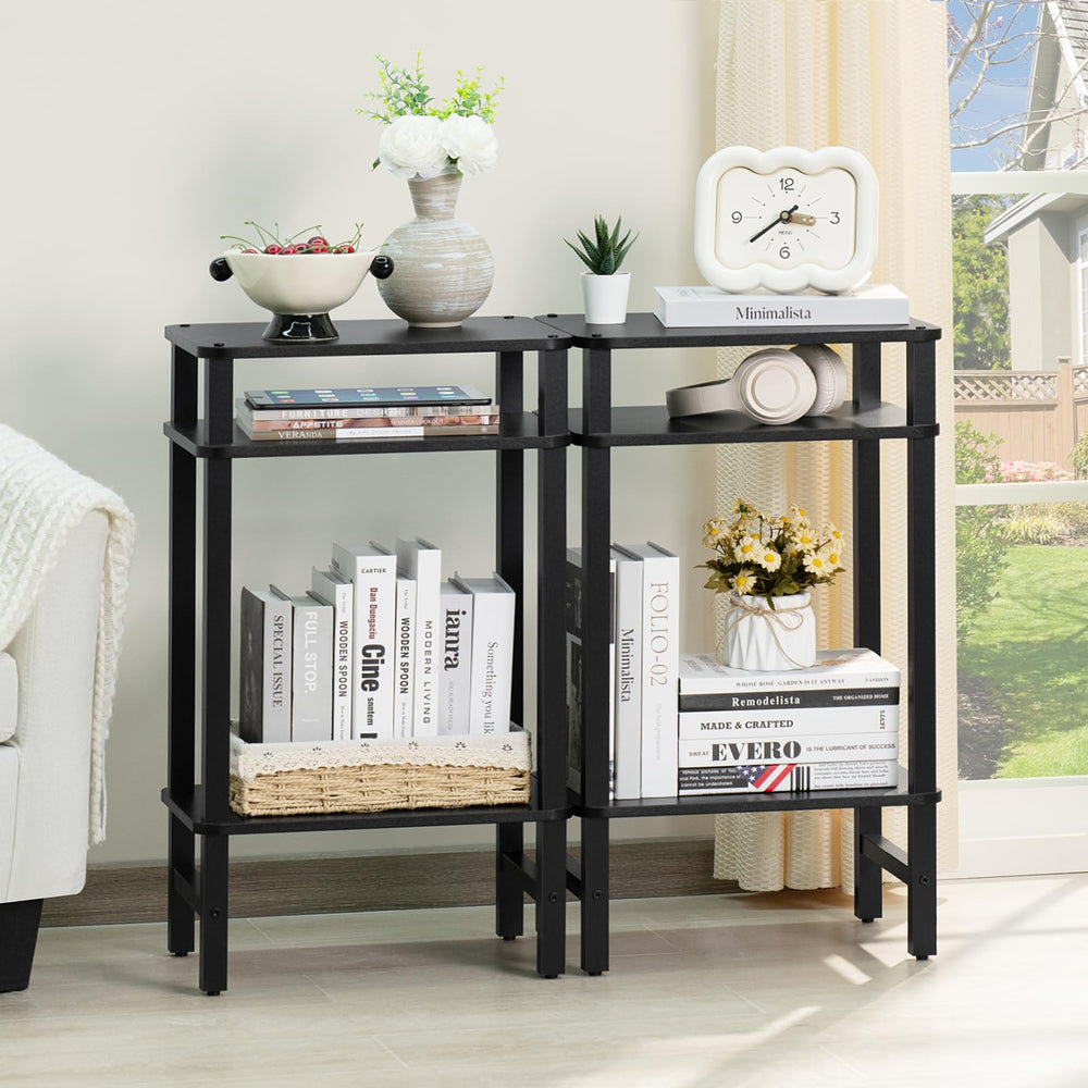 YUFAM avec lampe et livres illustrant usage comme table de chevet