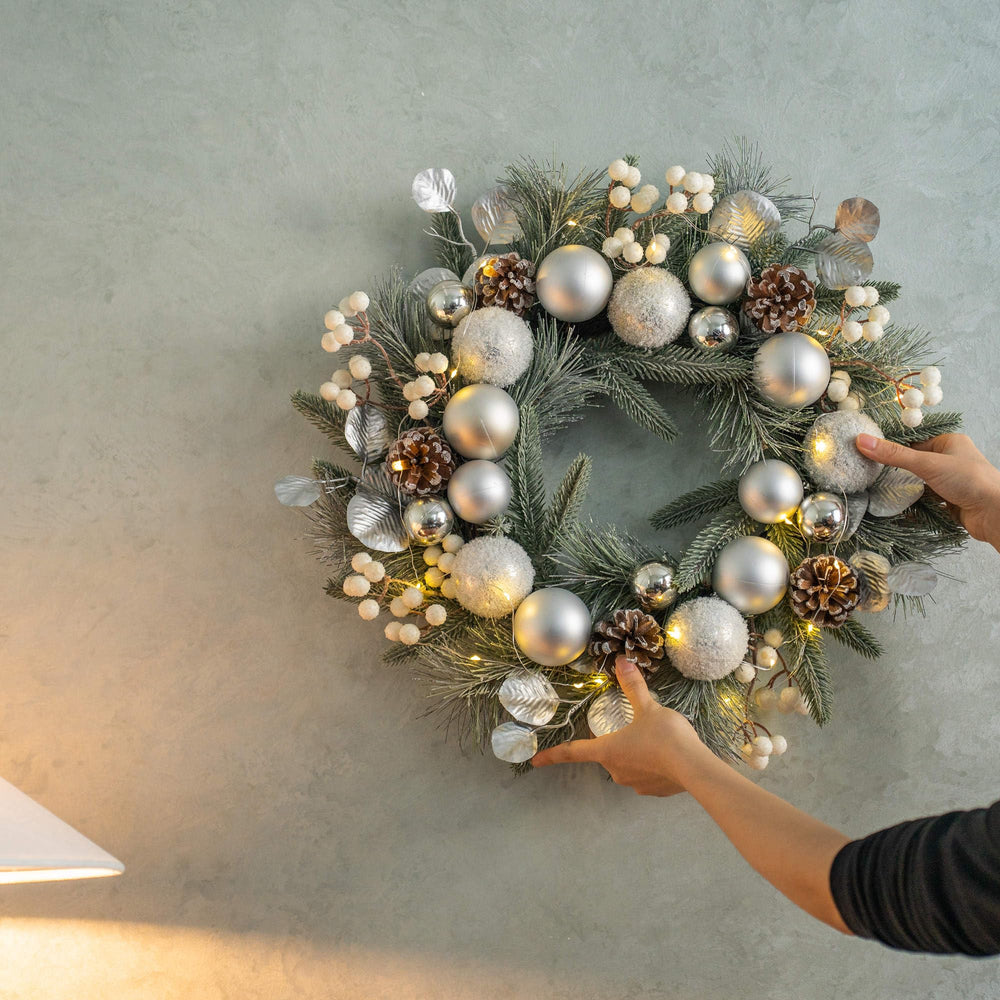 YULETIME couronne en déco intérieur pour atmosphère festive