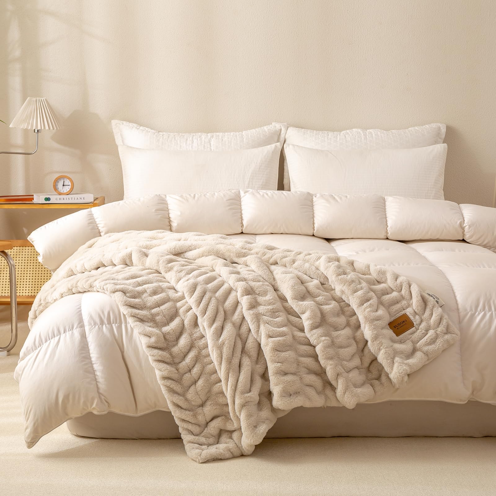 YUSOKI démonstration élasticité 4-way, épouse formes sans rigidité