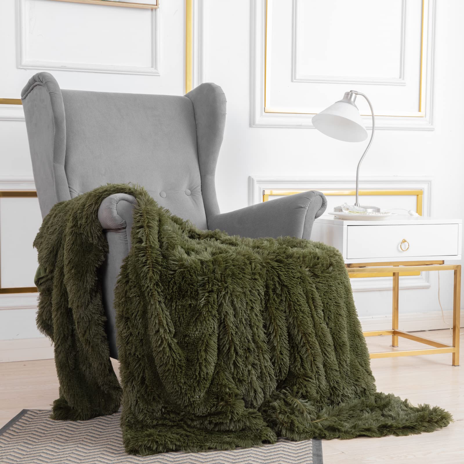 YUSOKI gros plan texture fausse fourrure pour toucher luxueux