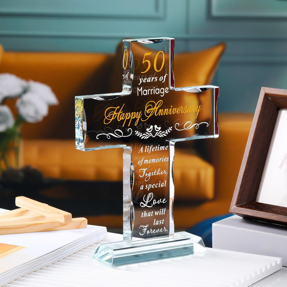 YWHL croix posée dans un salon évoquant finition décorative et souvenir