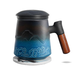 ZENS tasse face bleue montrant design artisanal et finition attrayante