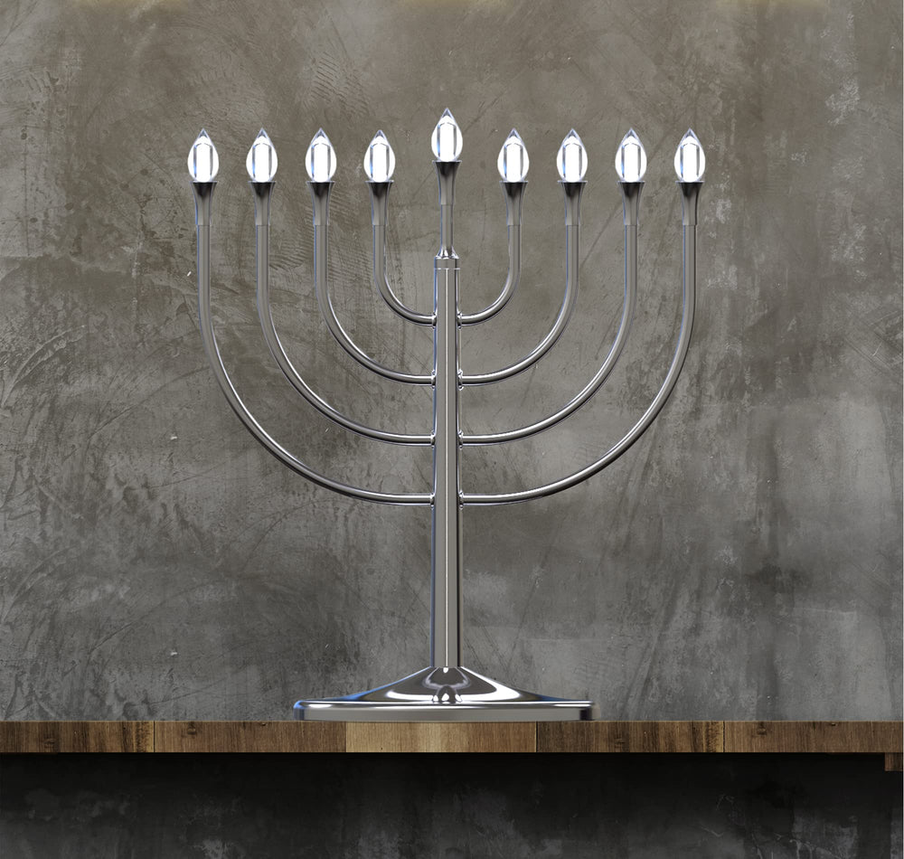 Zion Judaica menorah posée dans un salon apportant ambiance festive et sûre