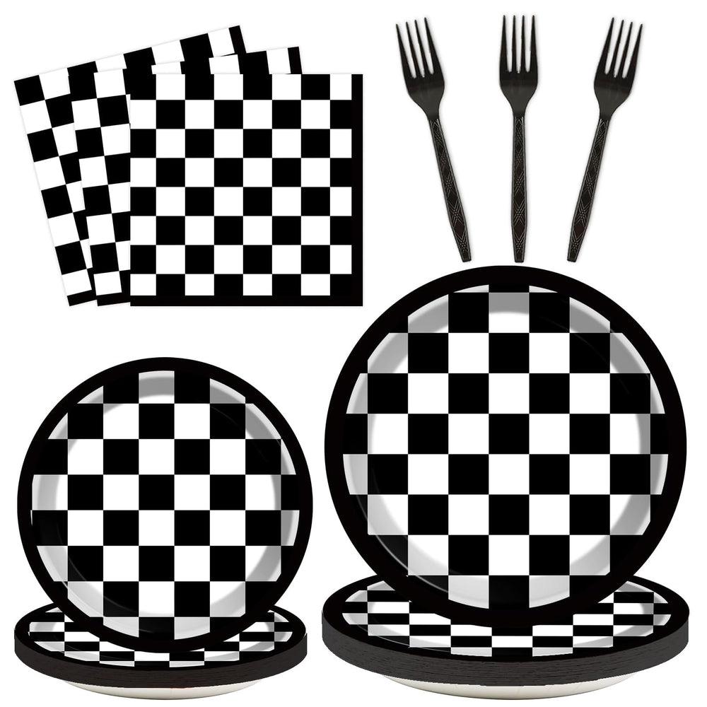 ZOIIWA assiette 9 pouces devant montrant motif damier pour une table festive