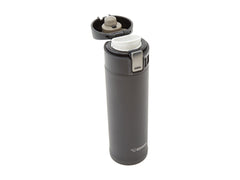 Zojirushi mug utilisé dans porte-gobelet voiture maintien thermique pratique