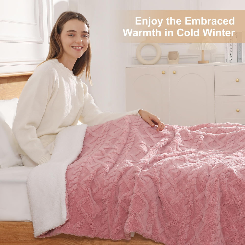 Zorvixia couverture pliée montrant taille twin et rangement pratique