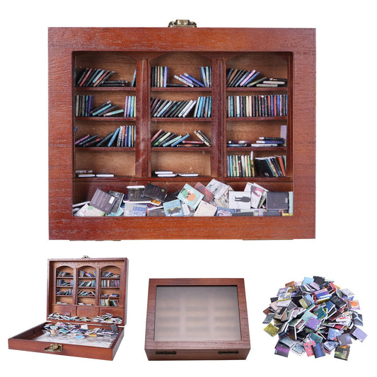 ZVCAQ bibliothèque miniature vue de face montrant l’ensemble décoratif et l’ordre des livres