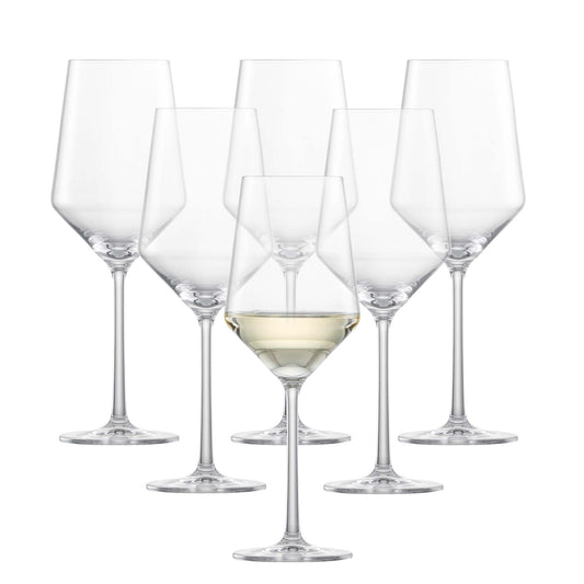 Zwiesel Glas verre Pure face montrant silhouette élégante et transmission lumineuse