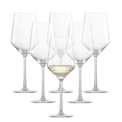 Zwiesel Glas verre Pure face montrant silhouette élégante et transmission lumineuse
