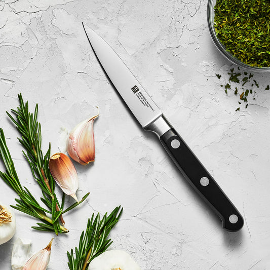 ZWILLING gros plan lame révélant acier durci et tranchant durable