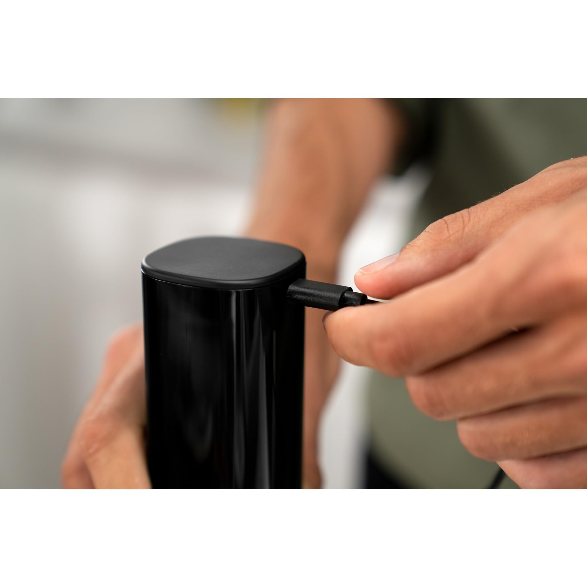 ZWILLING enfinigy ouverture base pour remplissage simple et rapide
