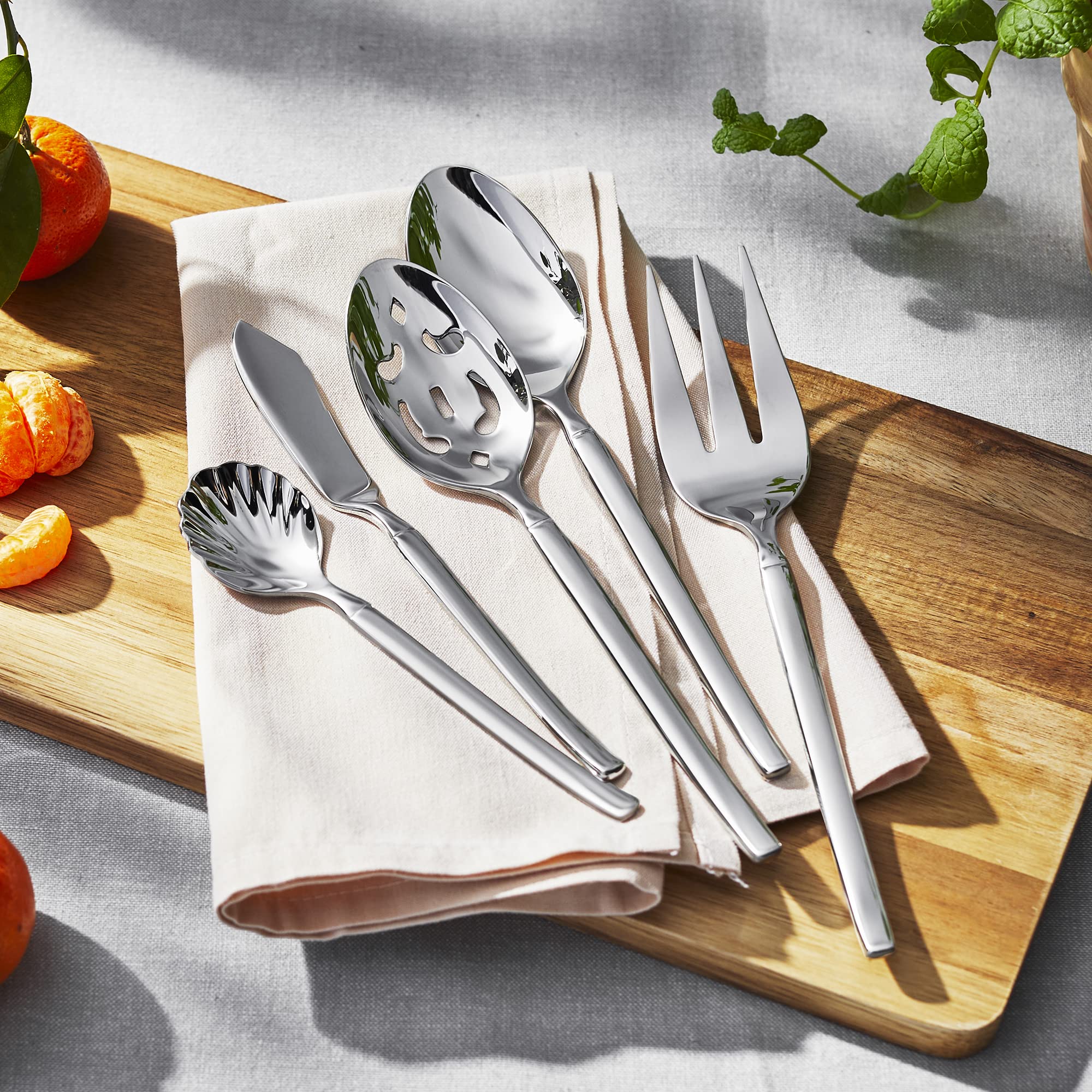 ZWILLING Opus pièces de service en gros plan utiles pour servir avec style