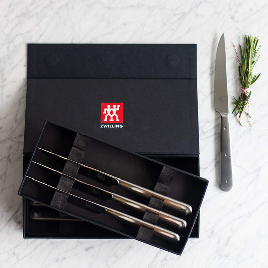 ZWILLING quatre couteaux alignés coupe uniforme pour repas