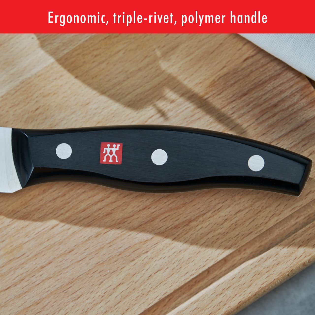 ZWILLING couteau comparé à règle montrant longueur 8 pouces