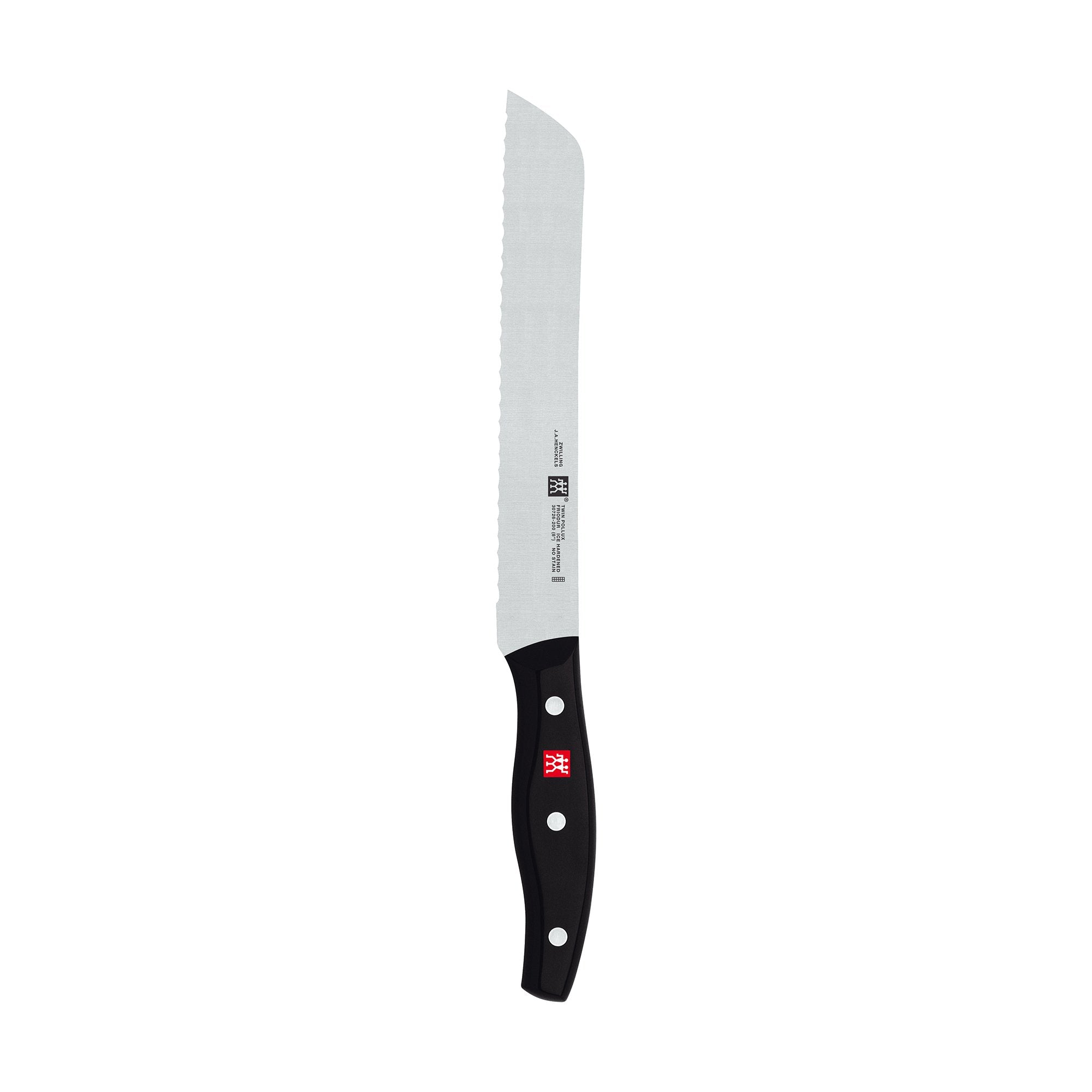 ZWILLING lame crantée face avant montrant tranchant précis
